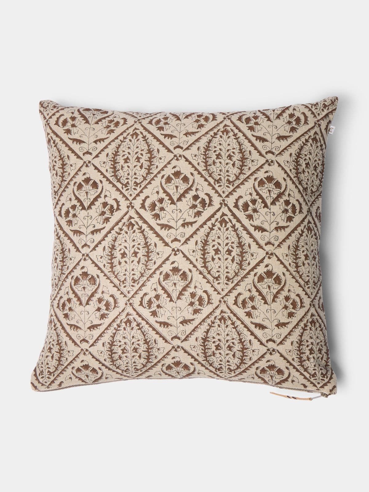JACQUARD CUSHION